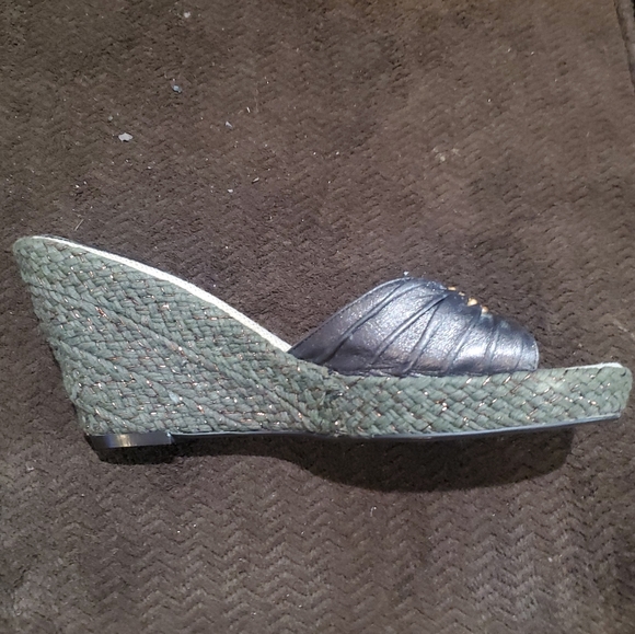 Coldwater Creek Wedge Heel Sandals - Picture 4 of 4